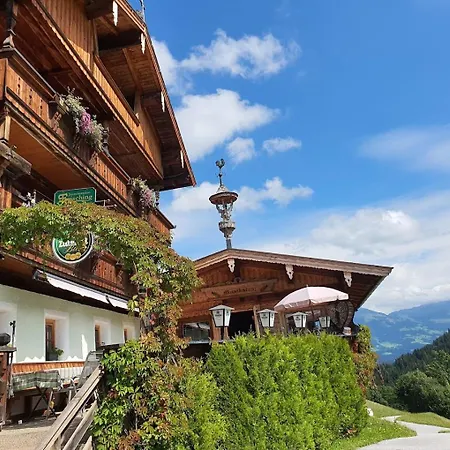 Διαμέρισμα Gemuetliche Mit Kachelofen In Tiroler Bergwelt