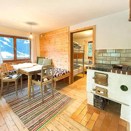 Apartment Gemuetliche Mit Kachelofen In Tiroler Bergwelt